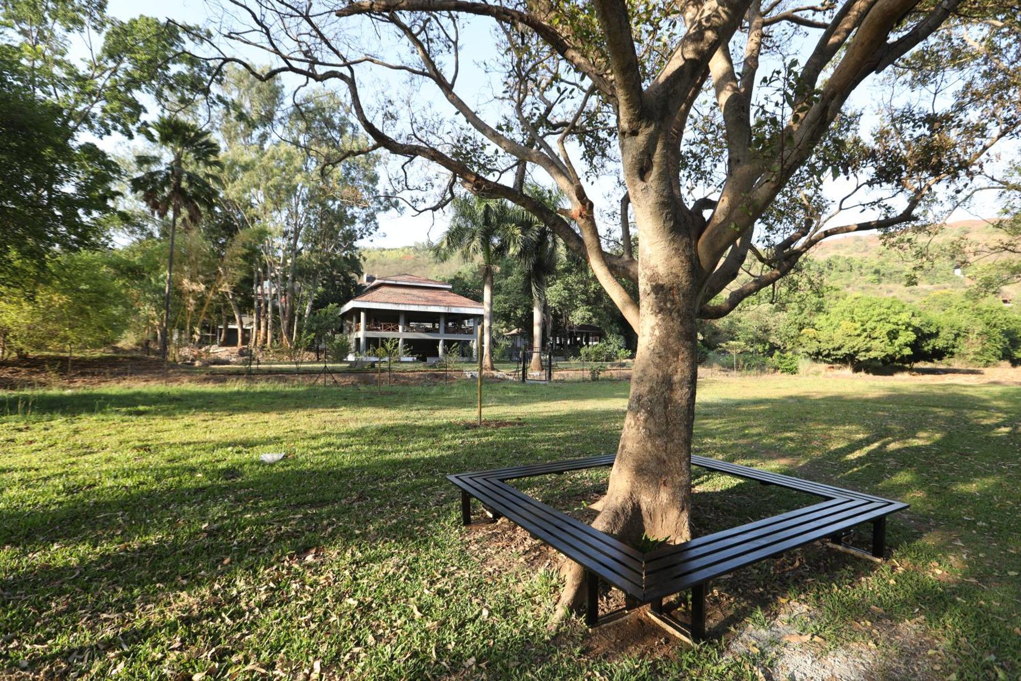 Golden Fields Resort Mulshi Exterior foto
