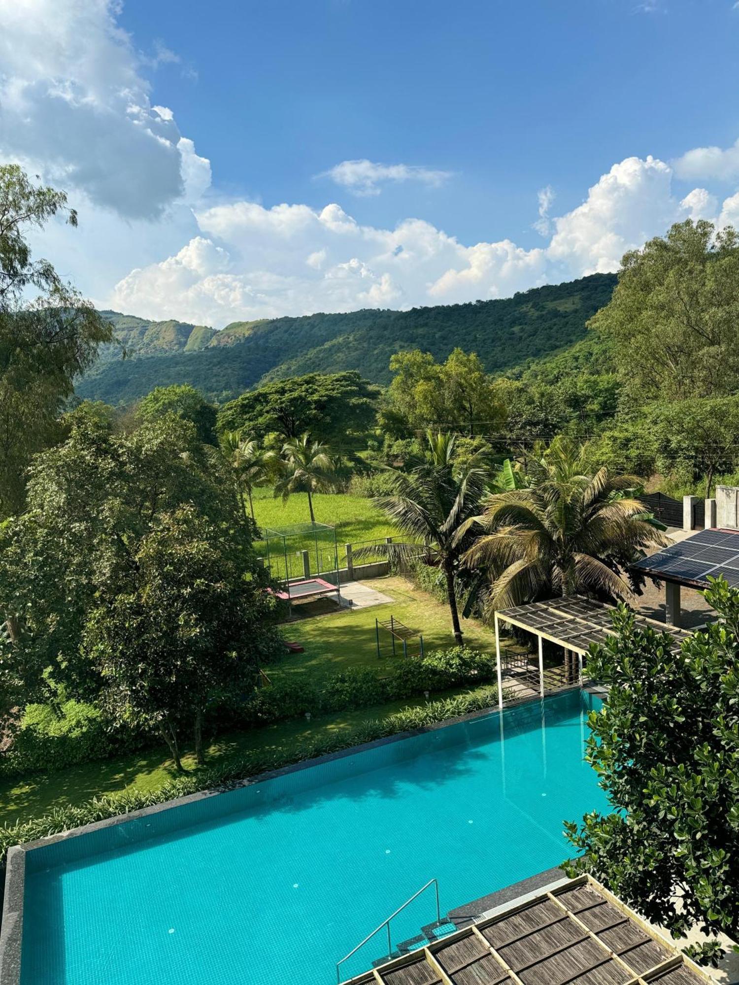 Golden Fields Resort Mulshi Exterior foto